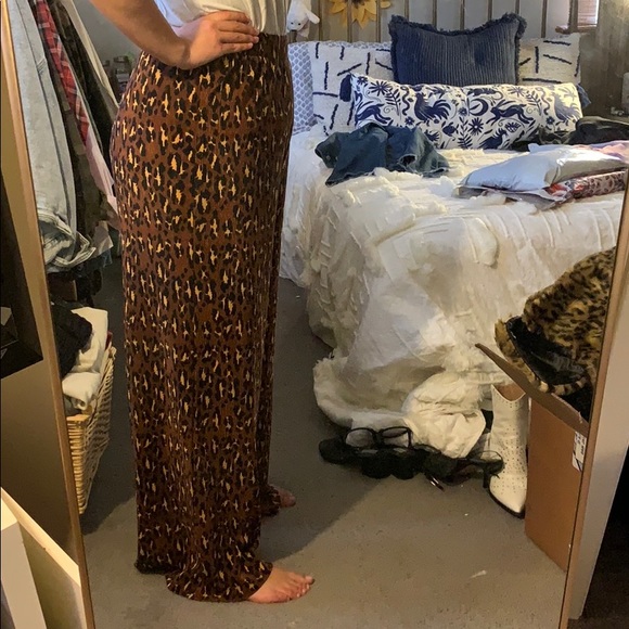 ASOS leopard pants - Picture 3 of 5
